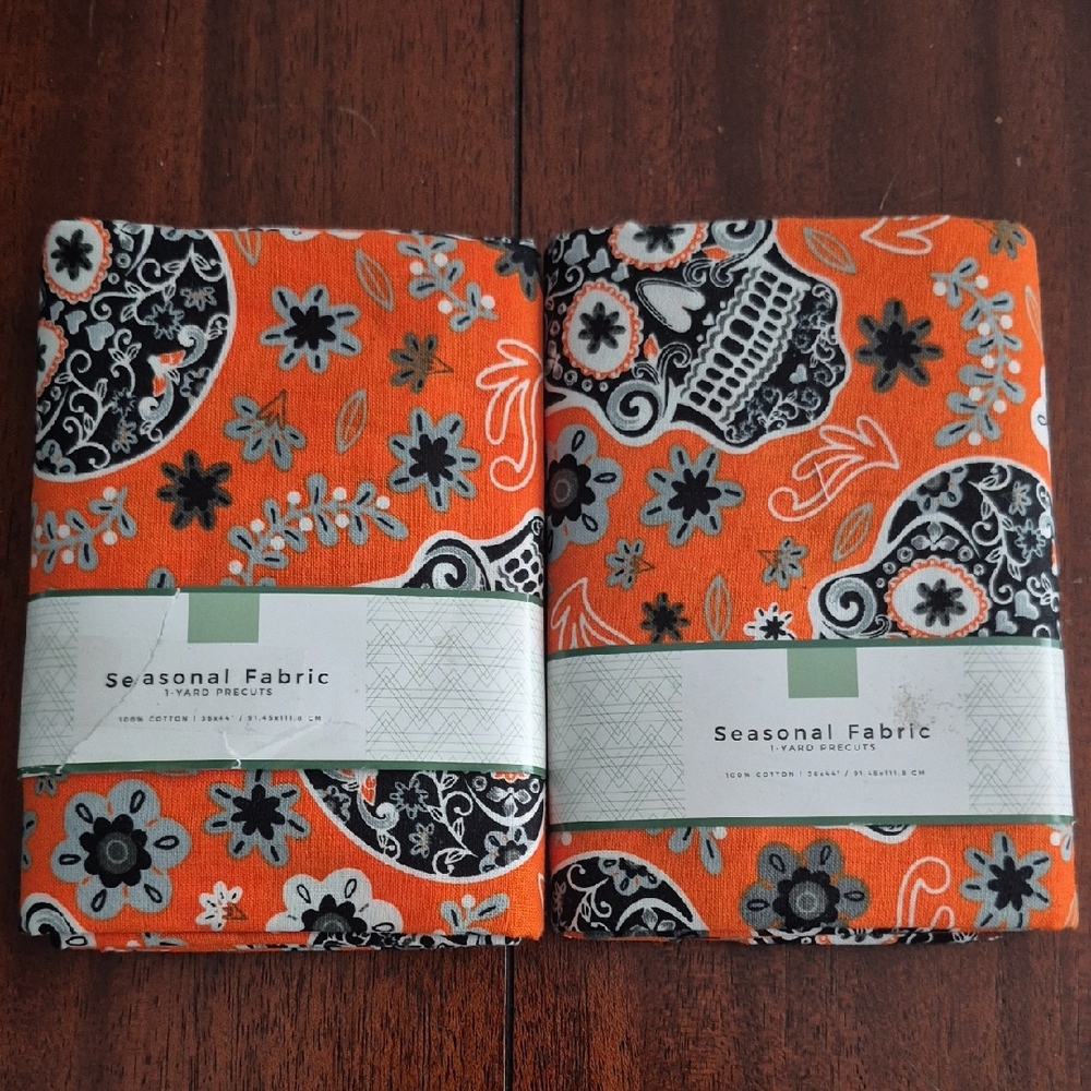 Fabric Halloween Skull, 2 1yard Cuts